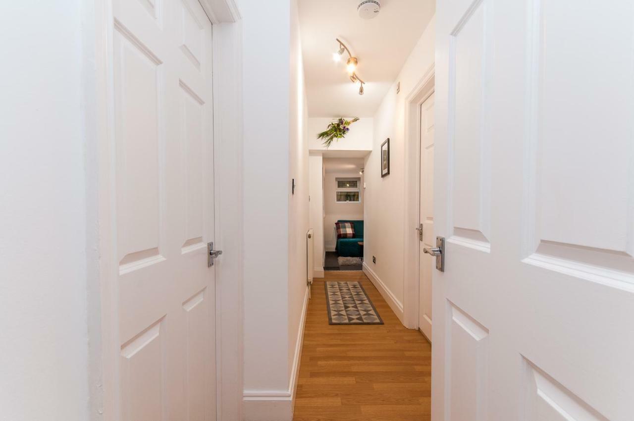 5 Minutes To The Beach! Apartment Маргейт Екстериор снимка